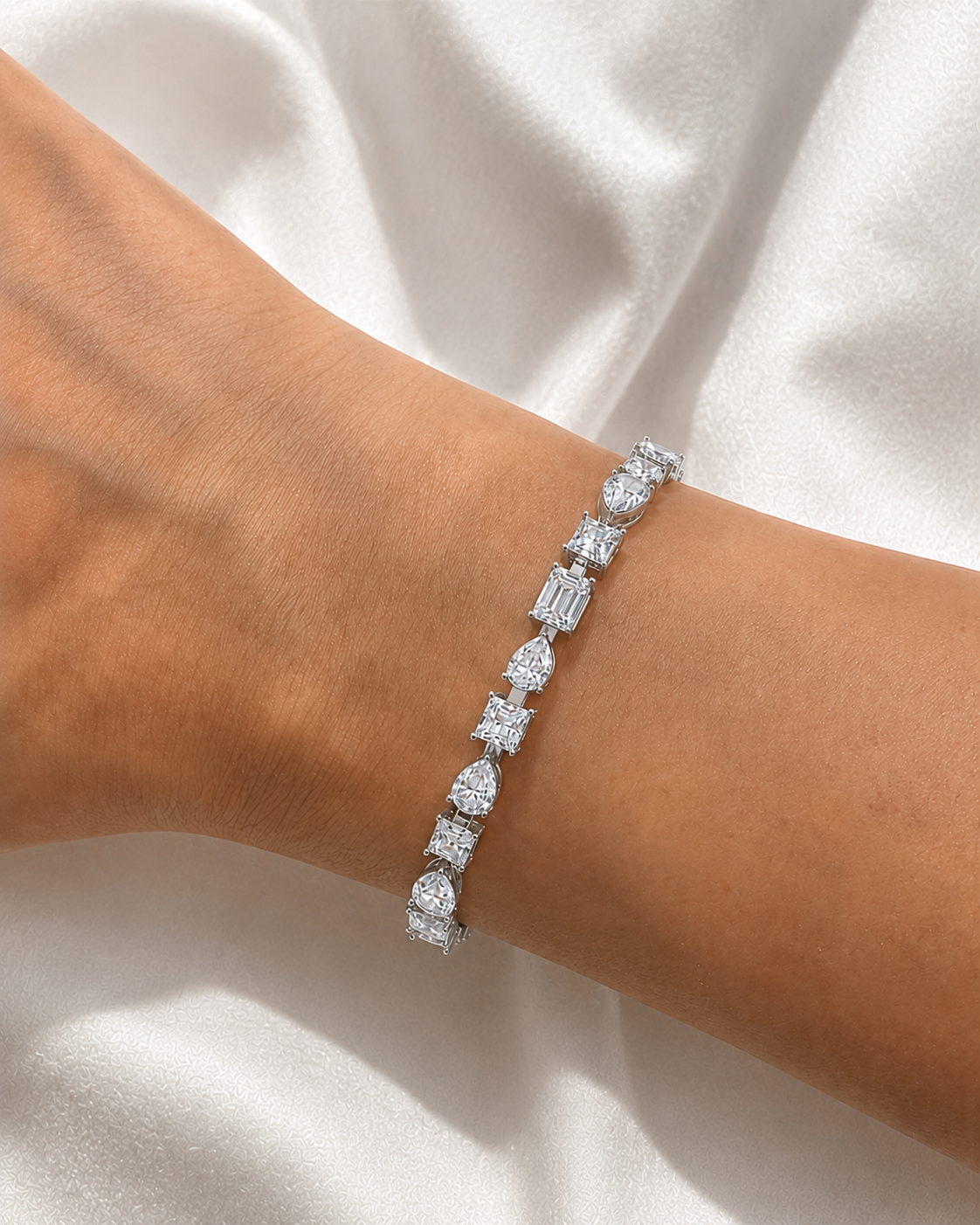 13.84 Ct Multi Shape Diamond Tennis Bracelet