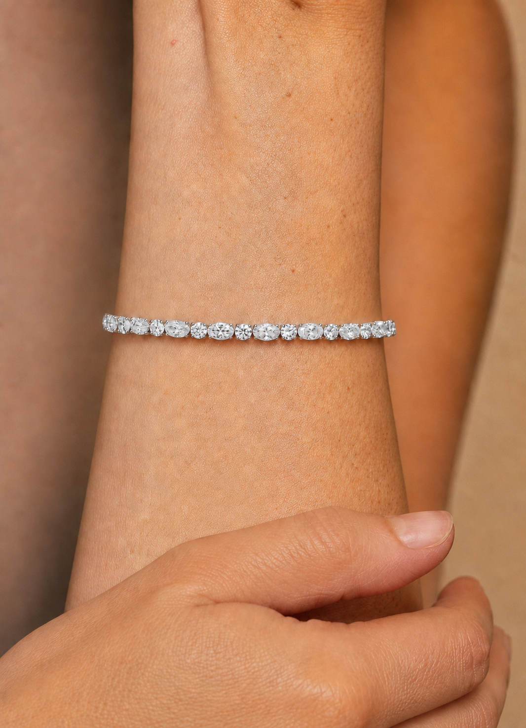 4.64 Ct Oval & Round Cut Diamond Tennis Bracelet