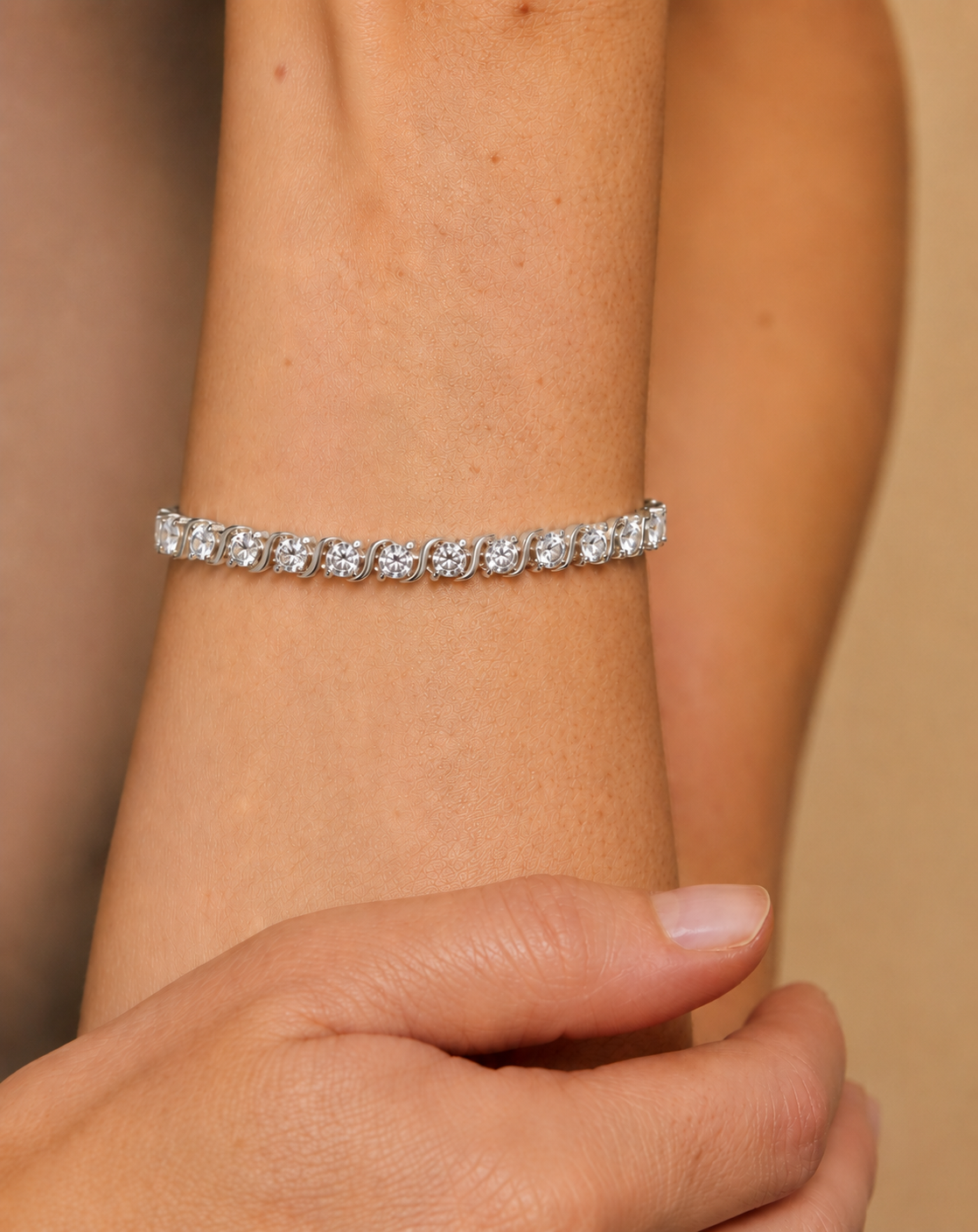 Diamond Swirl Link Lab-Grown Diamond Tennis Bracelet