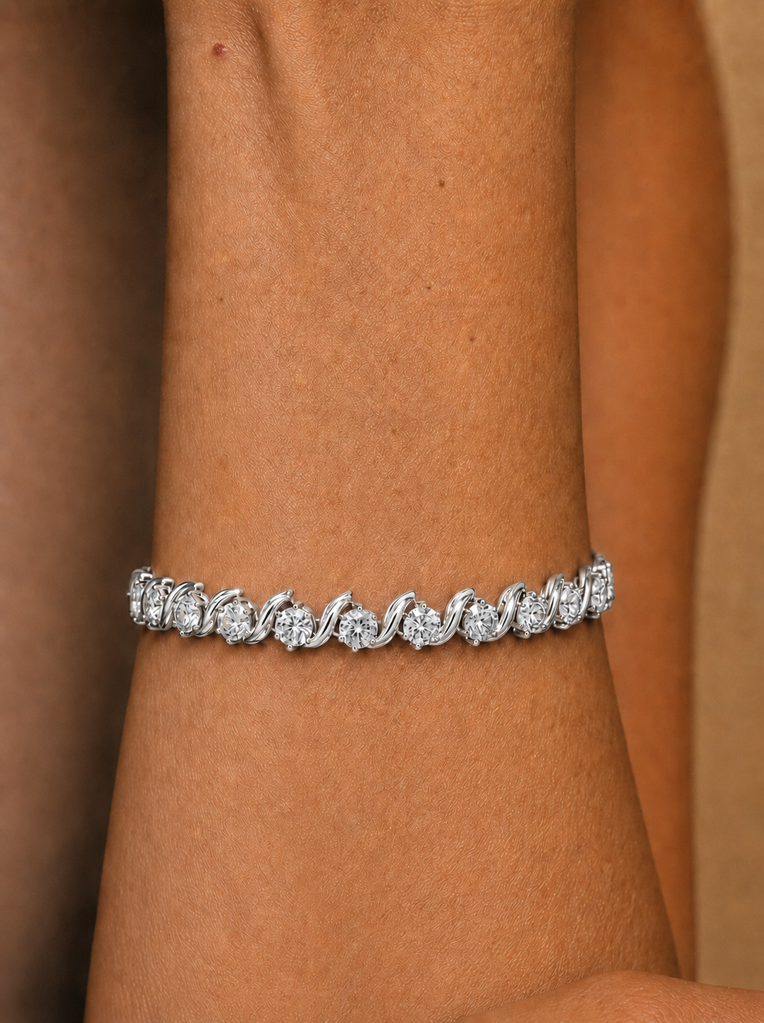 Round Cut Lab Grown Diamond Twisted Link Tennis Bracelet