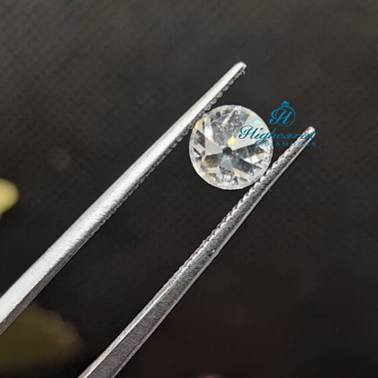 Loose Round Old European Diamond showcasing traditional cut structure and polished finish